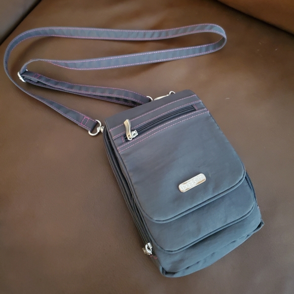 Baggallini crossbody bag